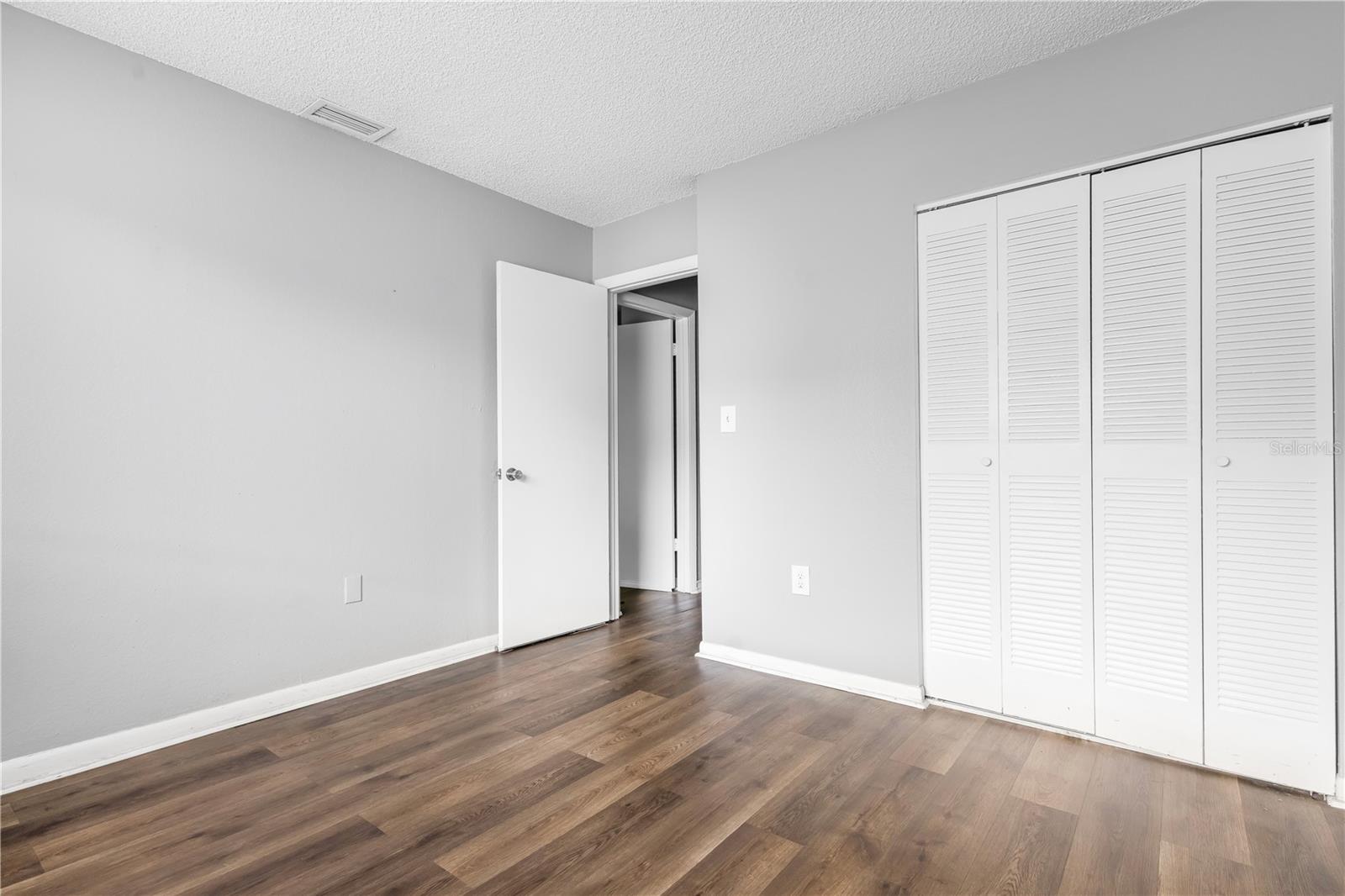 1829 BOUGH AVE #3 — photo 11
