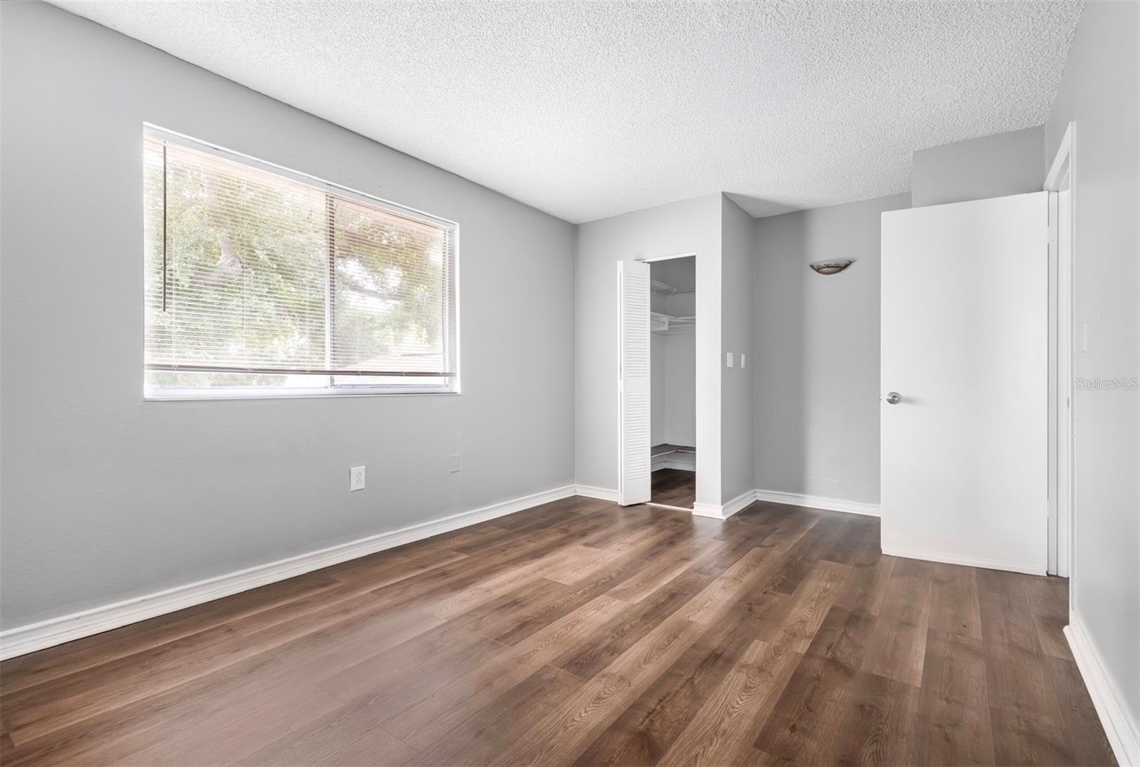 1829 BOUGH AVE #3 — photo 13
