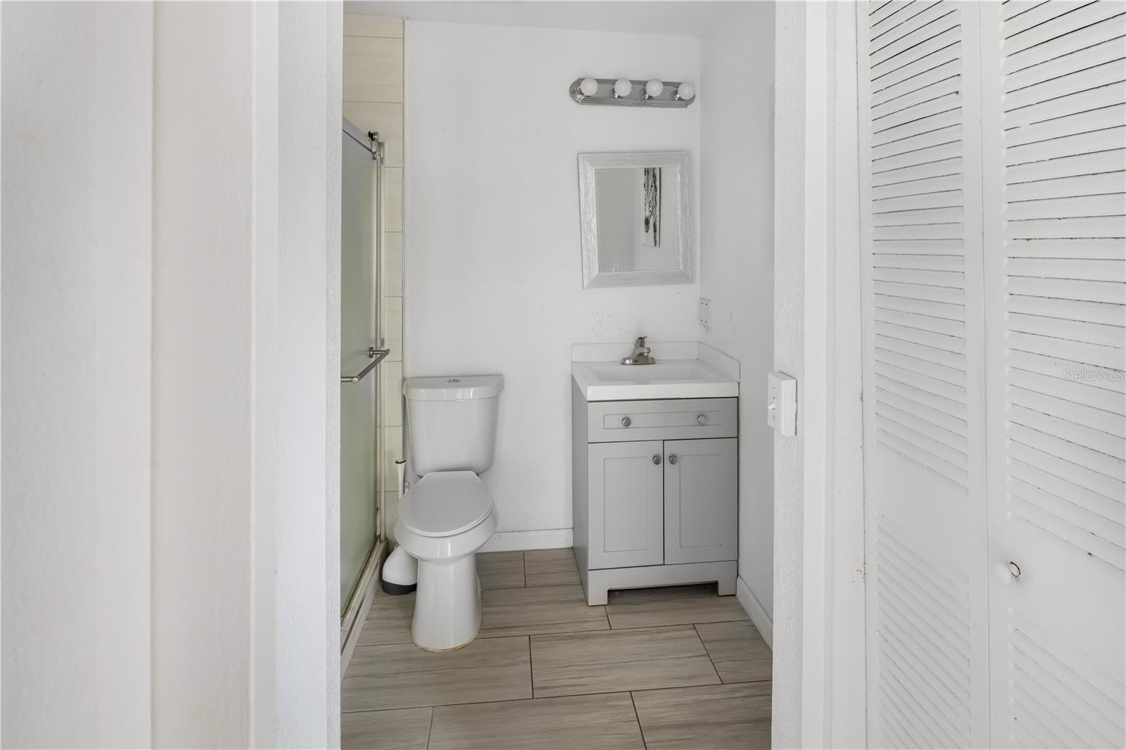 1829 BOUGH AVE #3 — photo 9