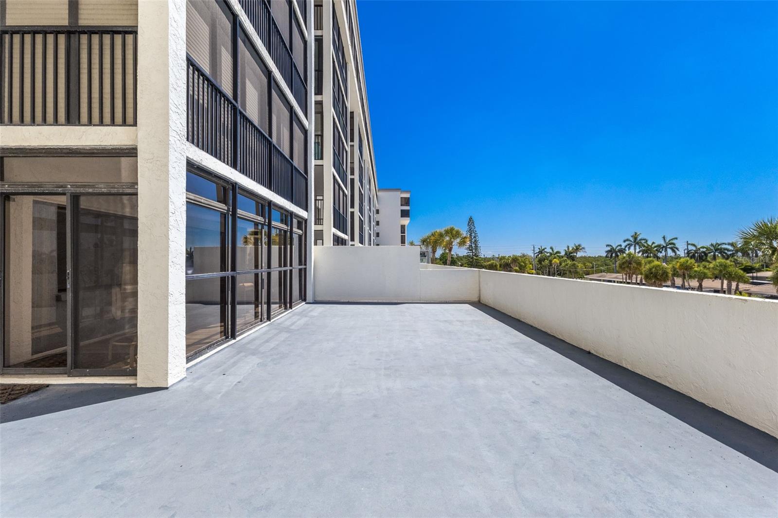 1100 BENJAMIN FRANKLIN DR #305 — photo 25