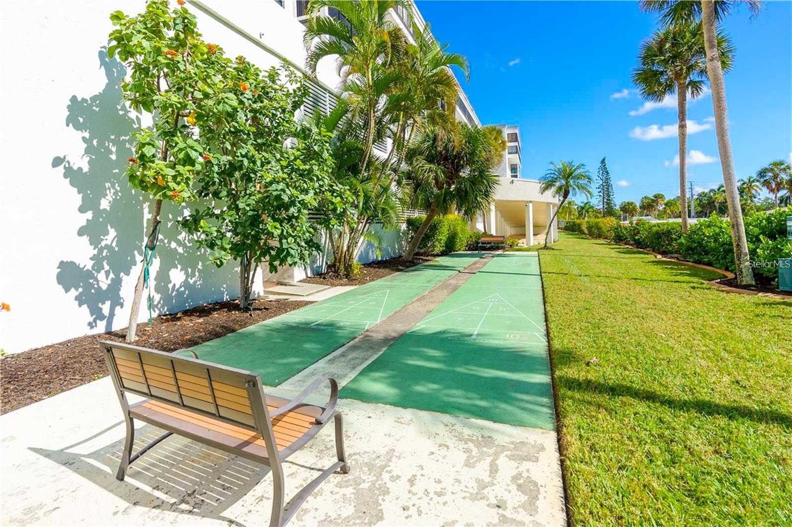 1100 BENJAMIN FRANKLIN DR #305 — photo 74