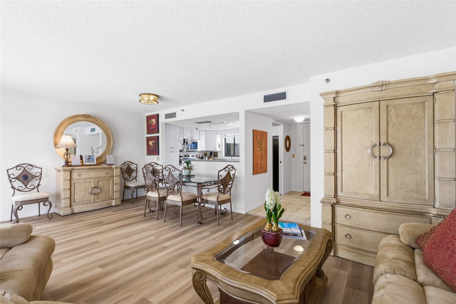 1100 BENJAMIN FRANKLIN DR #305 — photo 35