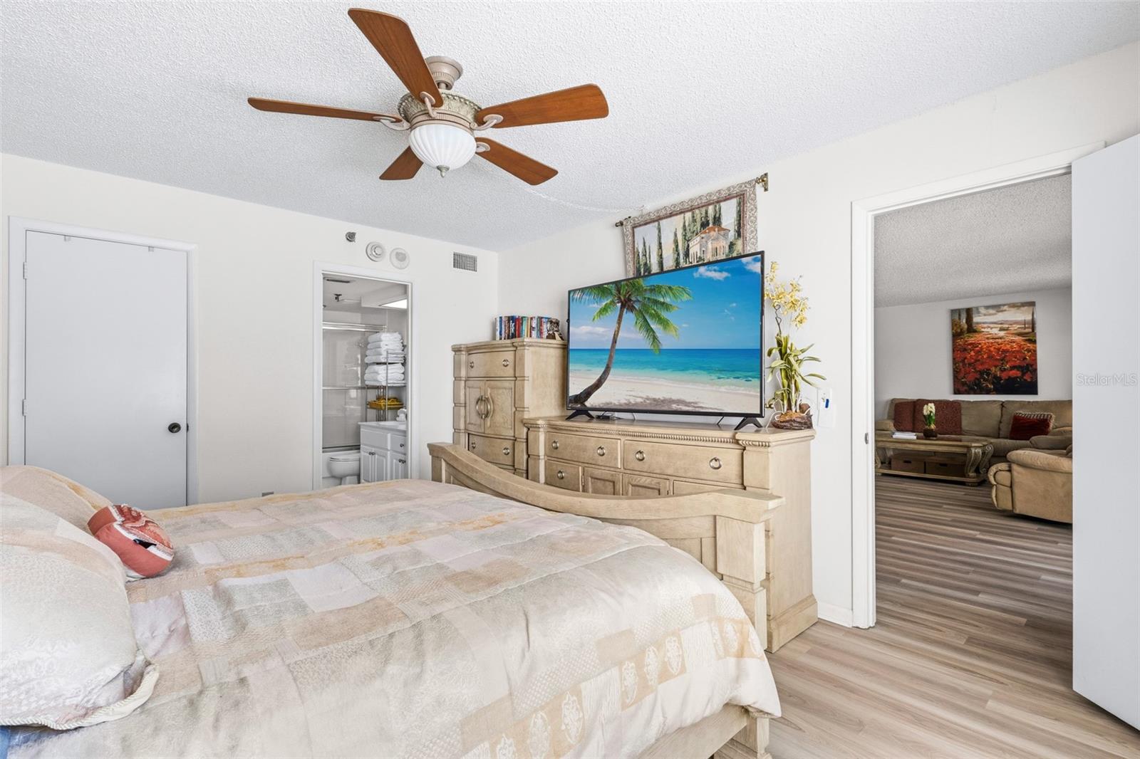 1100 BENJAMIN FRANKLIN DR #305 — photo 47