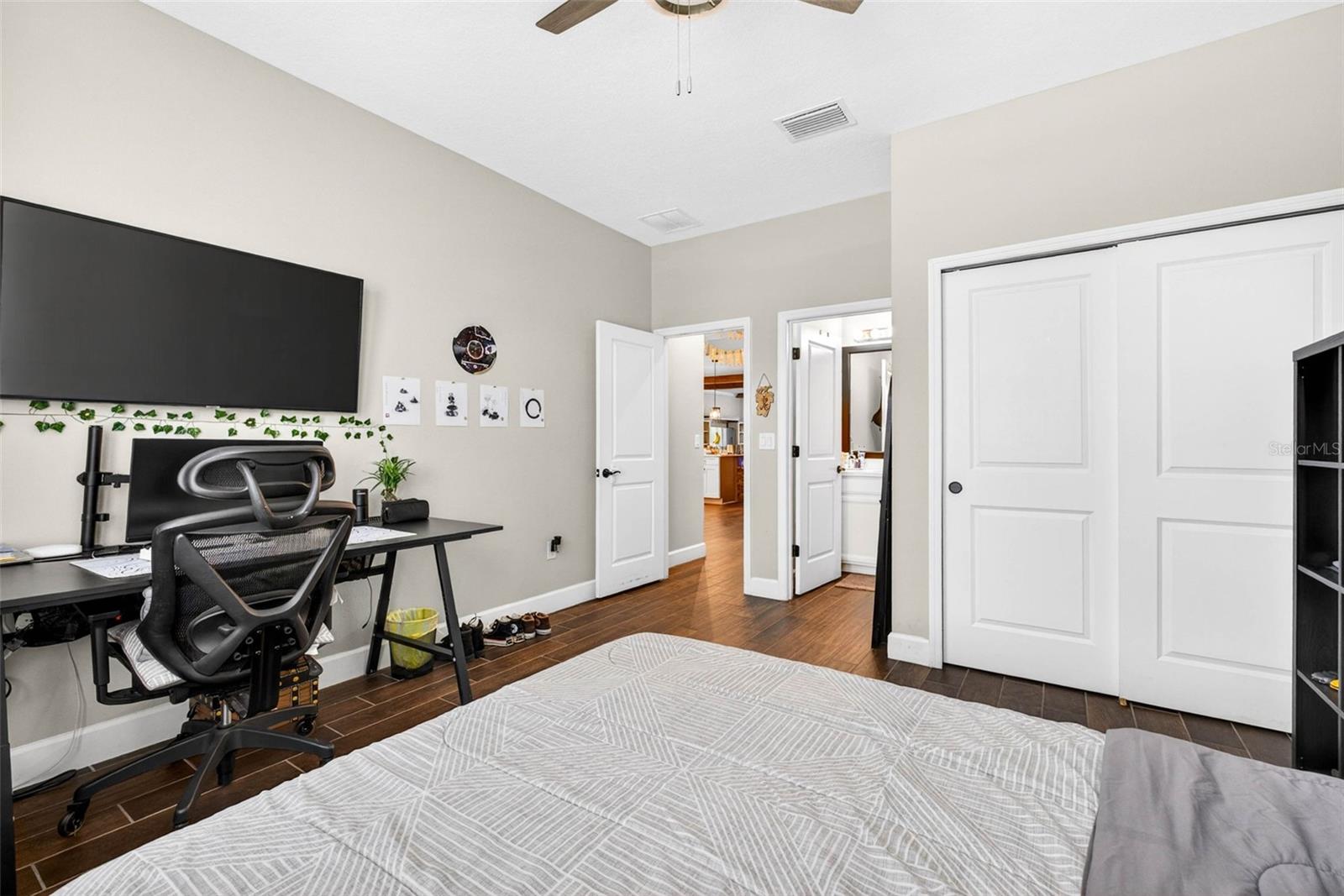 6946 TALAMORE DR — photo 30