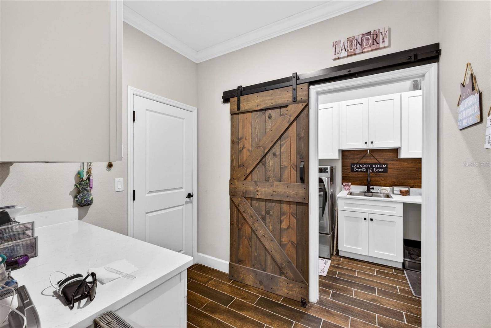 6946 TALAMORE DR — photo 14