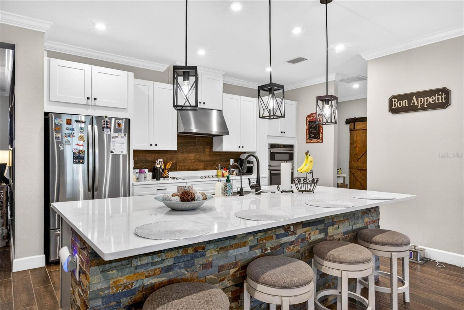 6946 TALAMORE DR — photo 10