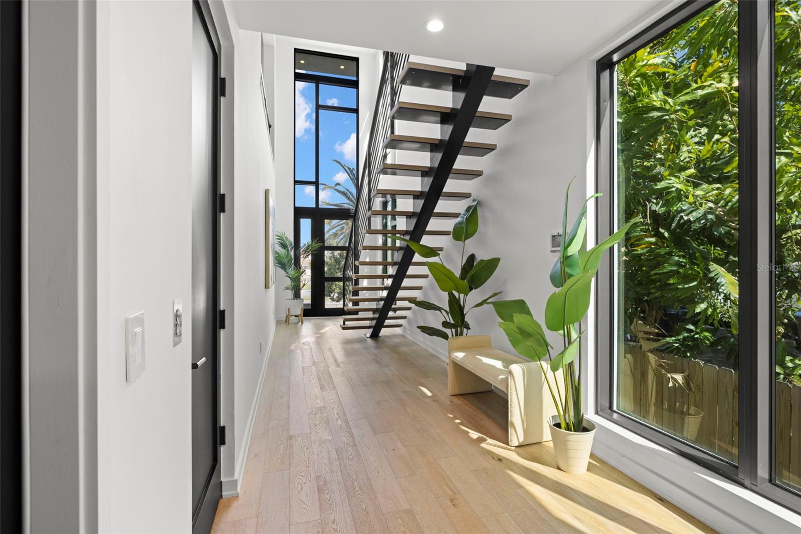 98 W DAVIS BLVD — photo 10