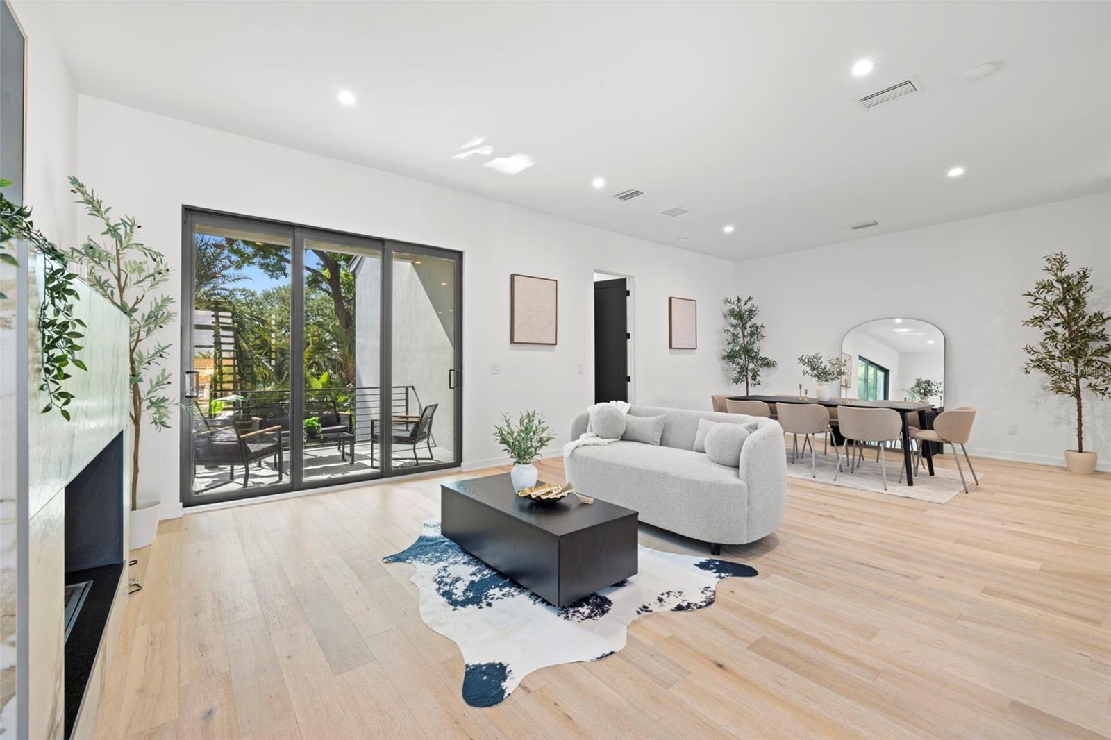 98 W DAVIS BLVD — photo 30