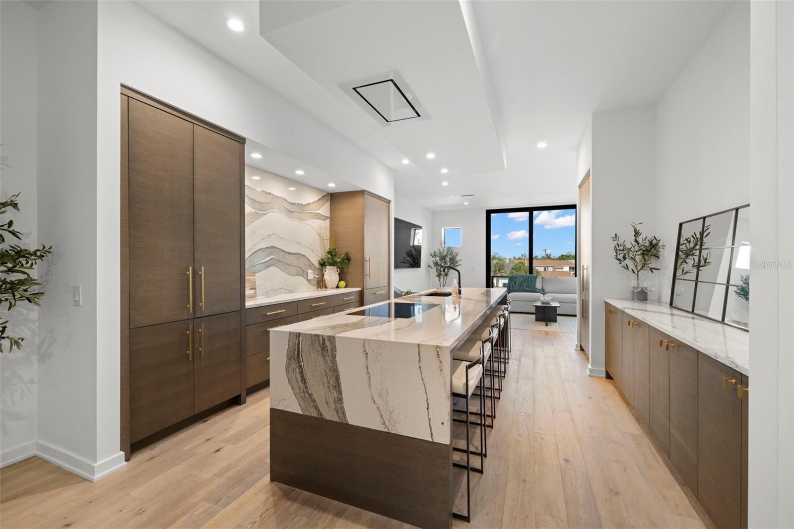98 W DAVIS BLVD — photo 36