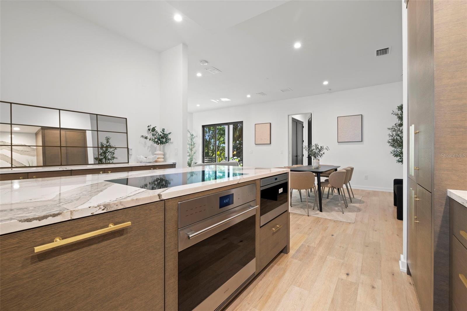 98 W DAVIS BLVD — photo 42