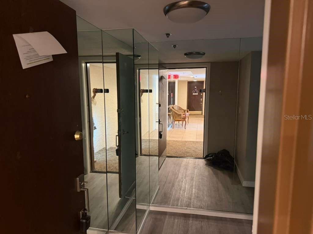 7432 SUNSHINE SKYWAY LN S #206 — photo 2