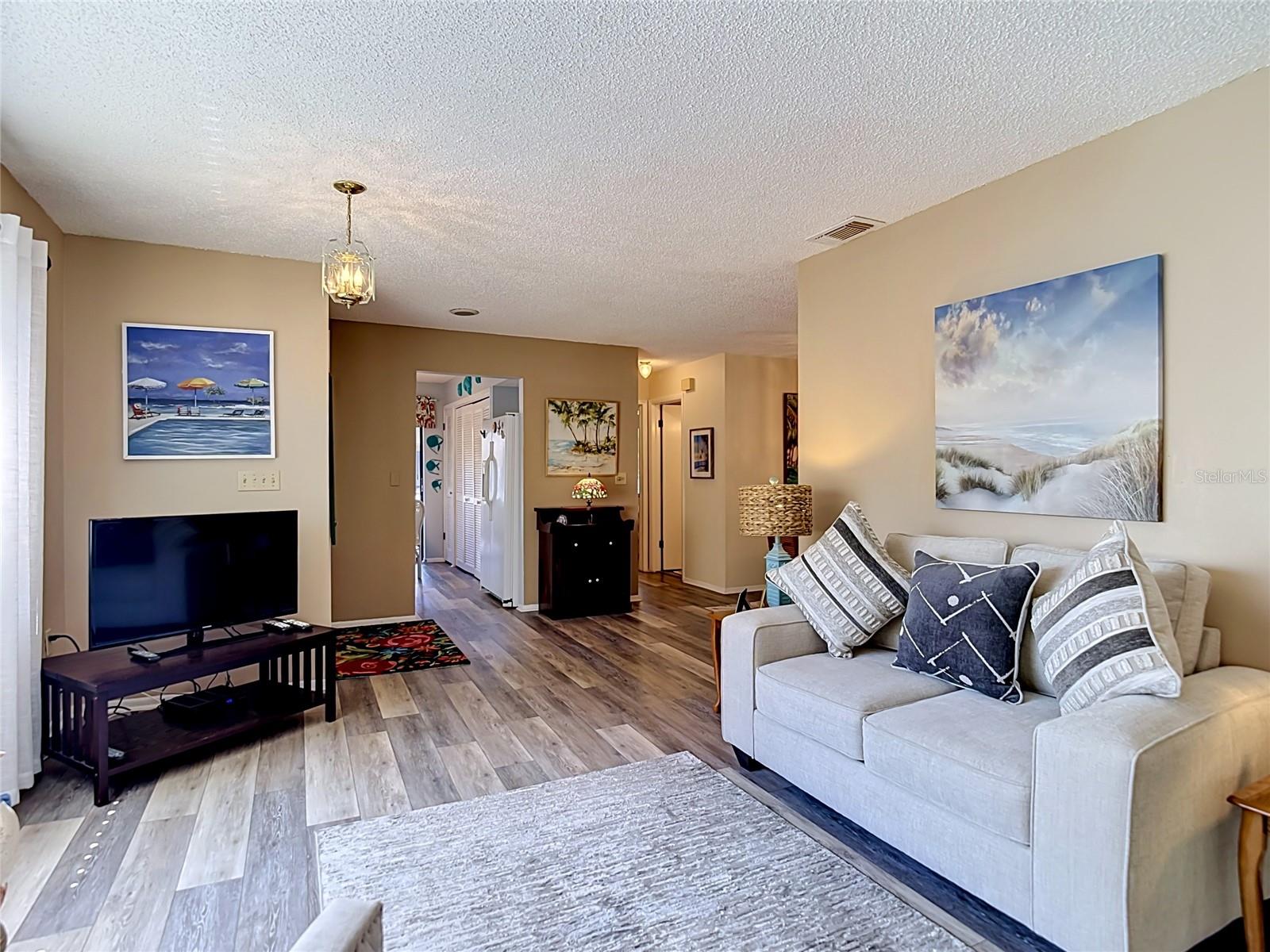 12913 FAIRWAY DR #D — photo 27