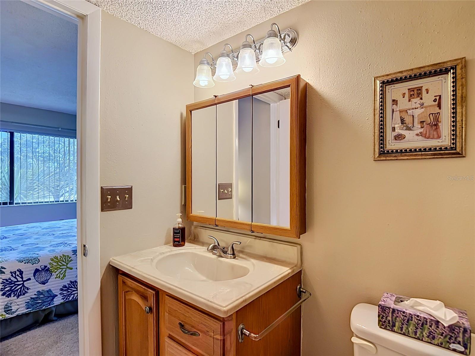 12913 FAIRWAY DR #D — photo 34