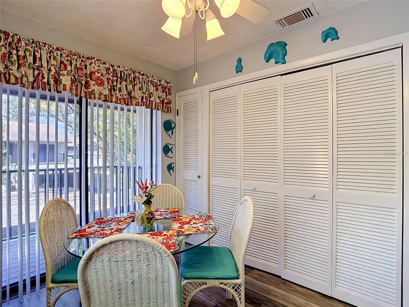 12913 FAIRWAY DR #D — photo 11