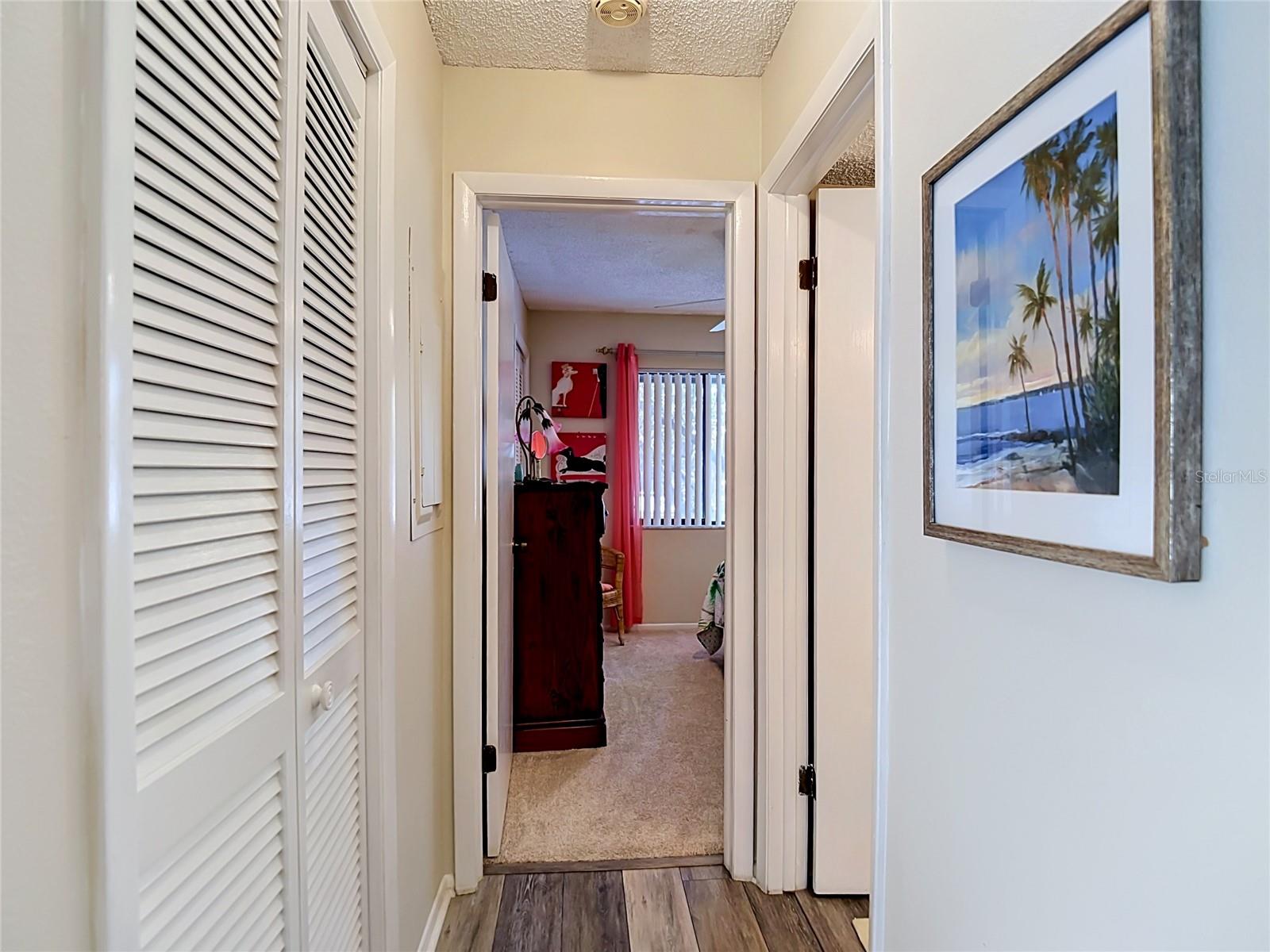 12913 FAIRWAY DR #D — photo 36