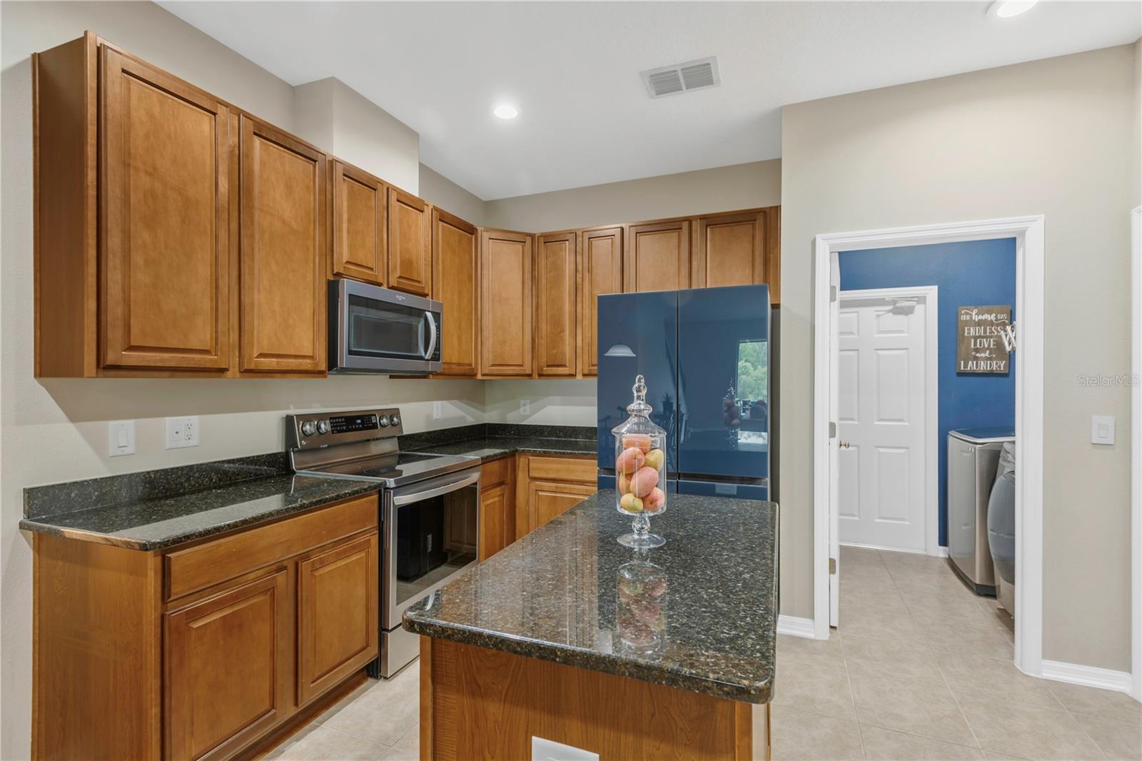 10859 BREAKING ROCKS DR — photo 3