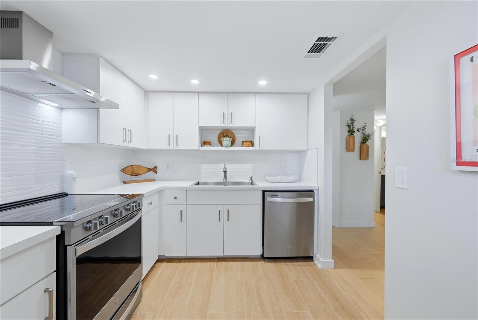 995 LAGUNA DR #103 — photo 24
