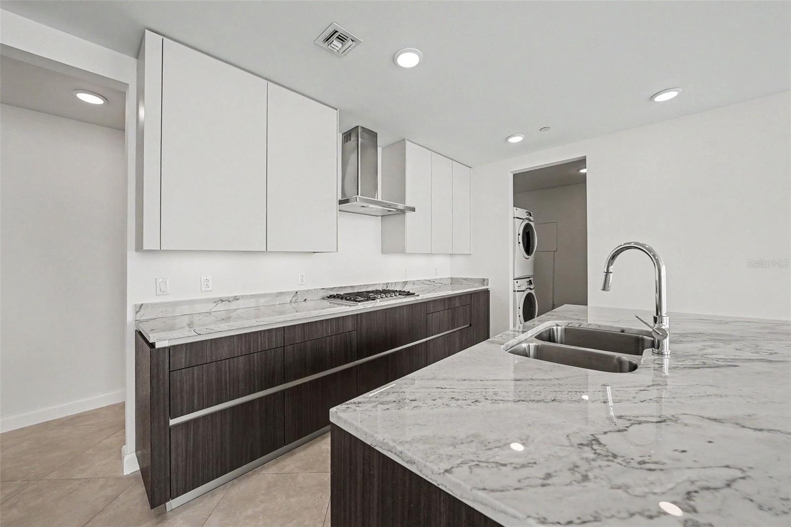 2900 W BAY TO BAY BLVD #1502 — photo 11