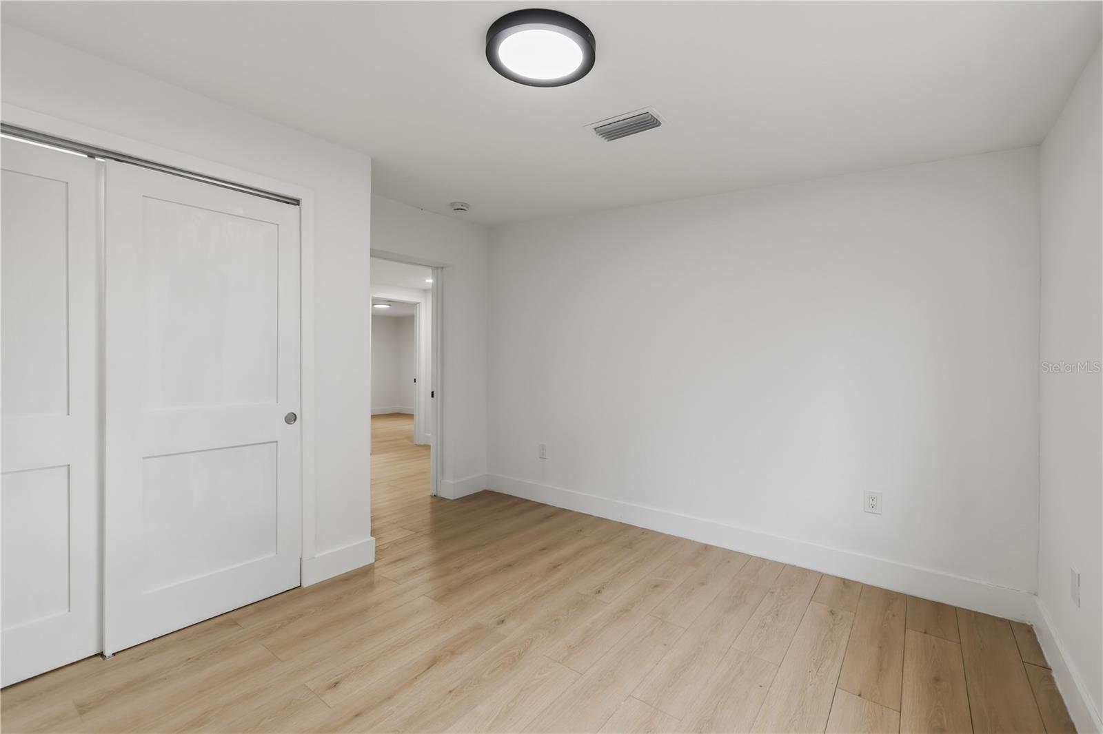 45 EUCLID AVE — photo 21