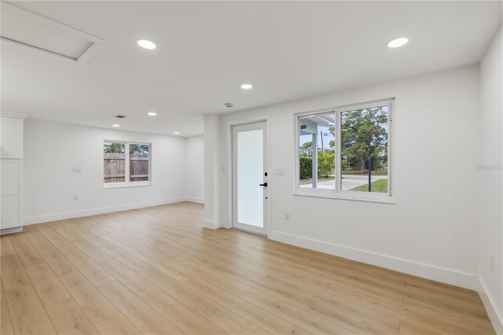 45 EUCLID AVE — photo 7