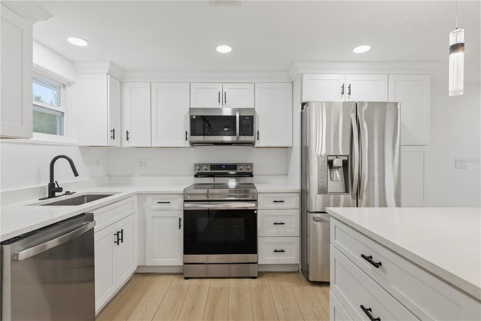 45 EUCLID AVE — photo 17