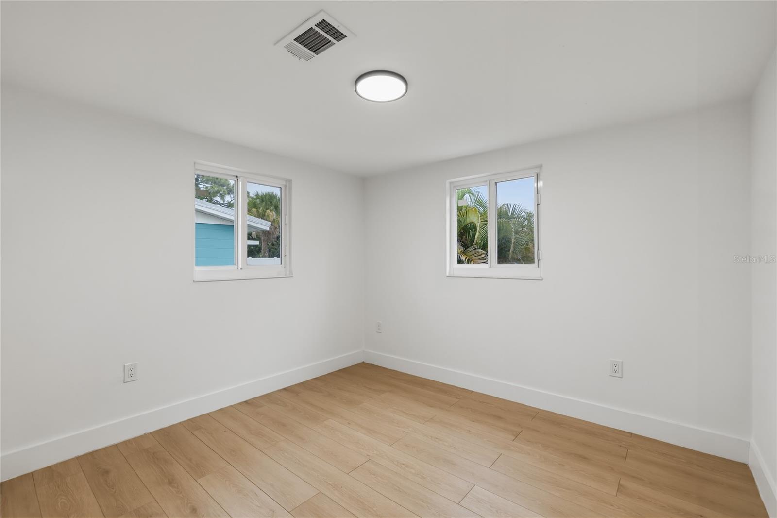 45 EUCLID AVE — photo 24