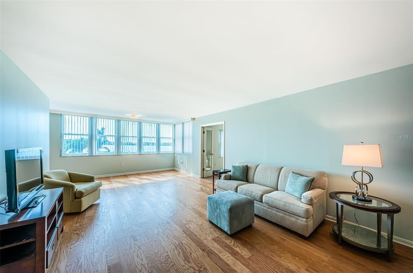5130 BRITTANY DR S #202 — photo 3