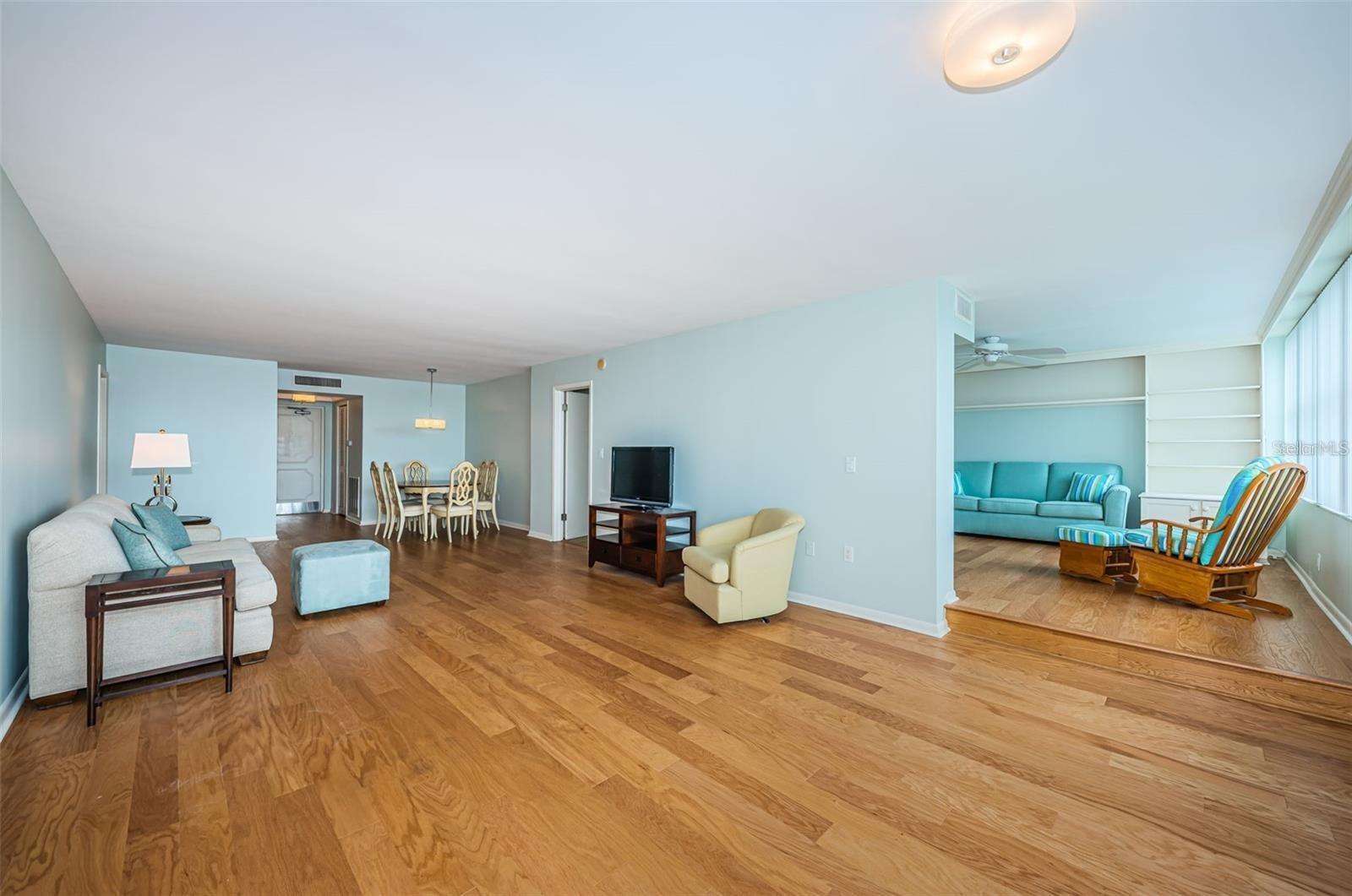 5130 BRITTANY DR S #202 — photo 5