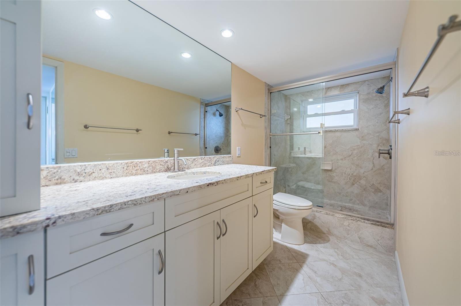 5130 BRITTANY DR S #202 — photo 10