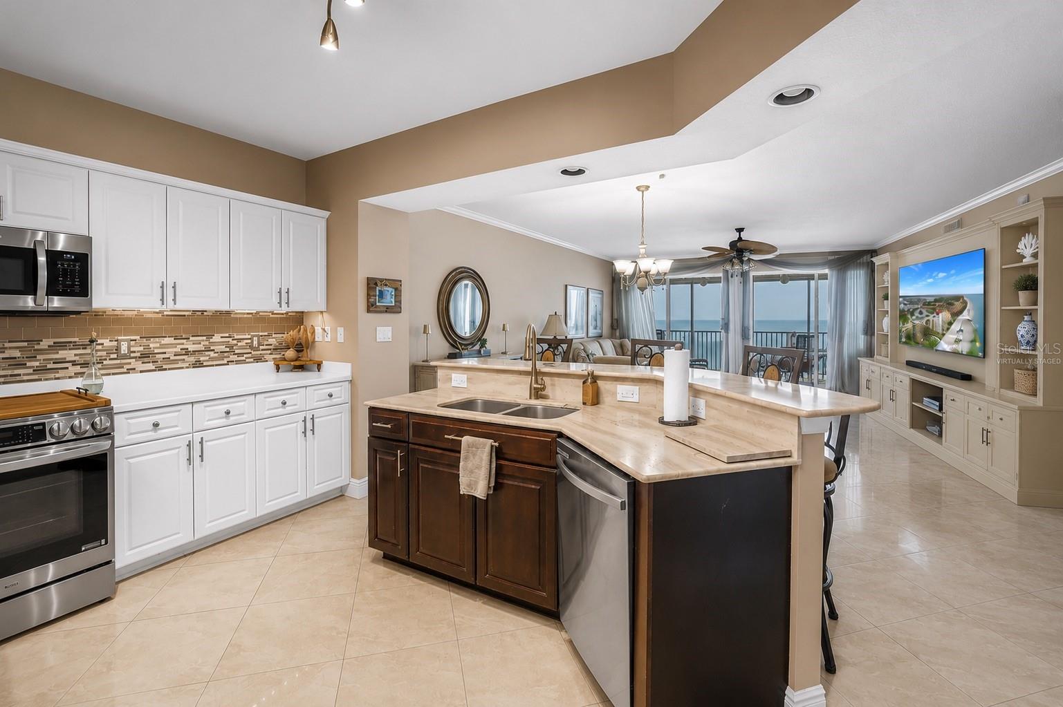 16750 GULF BLVD #313 — photo 10