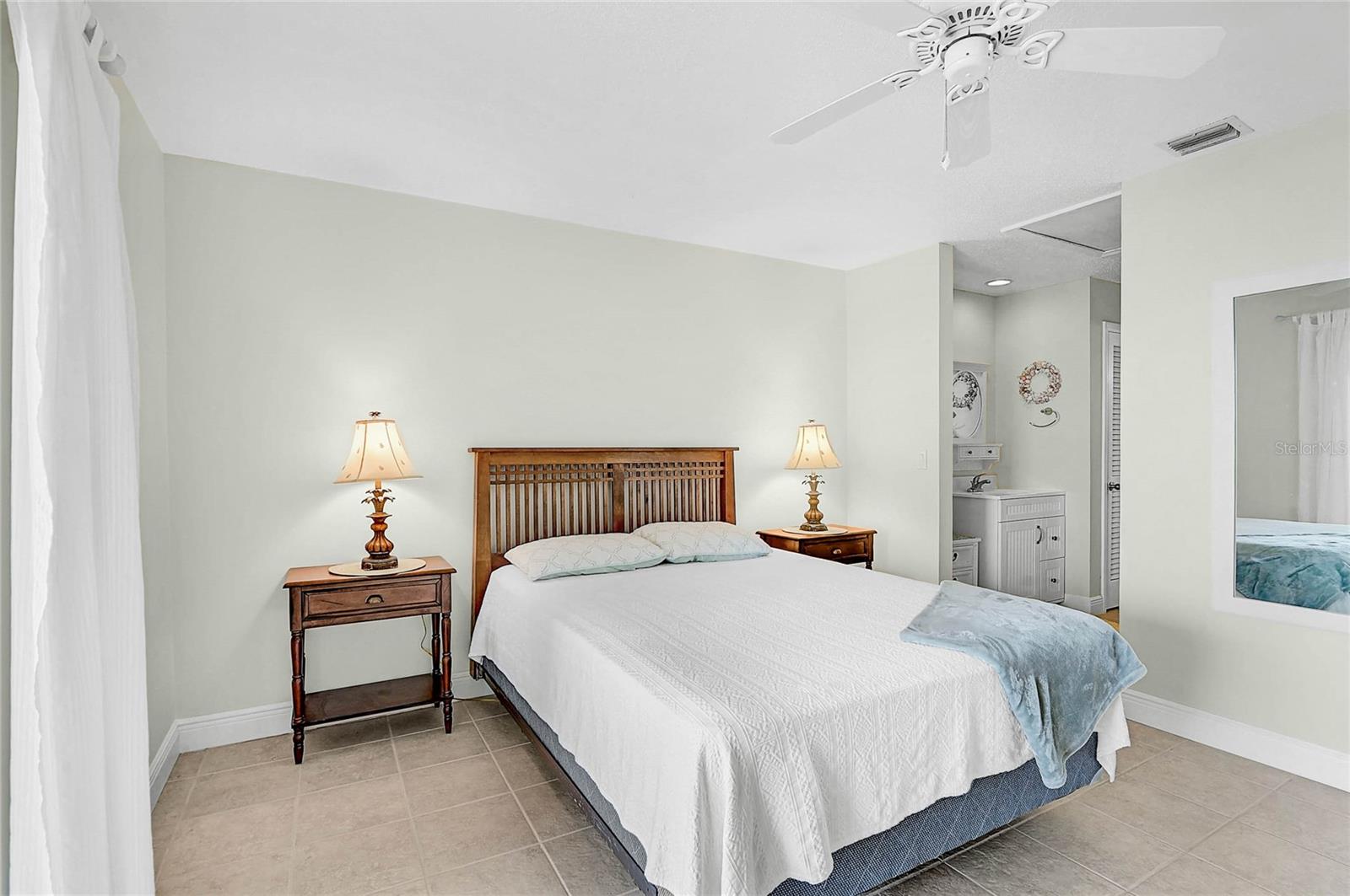 845 BENJAMIN FRANKLIN DR #402 — photo 16