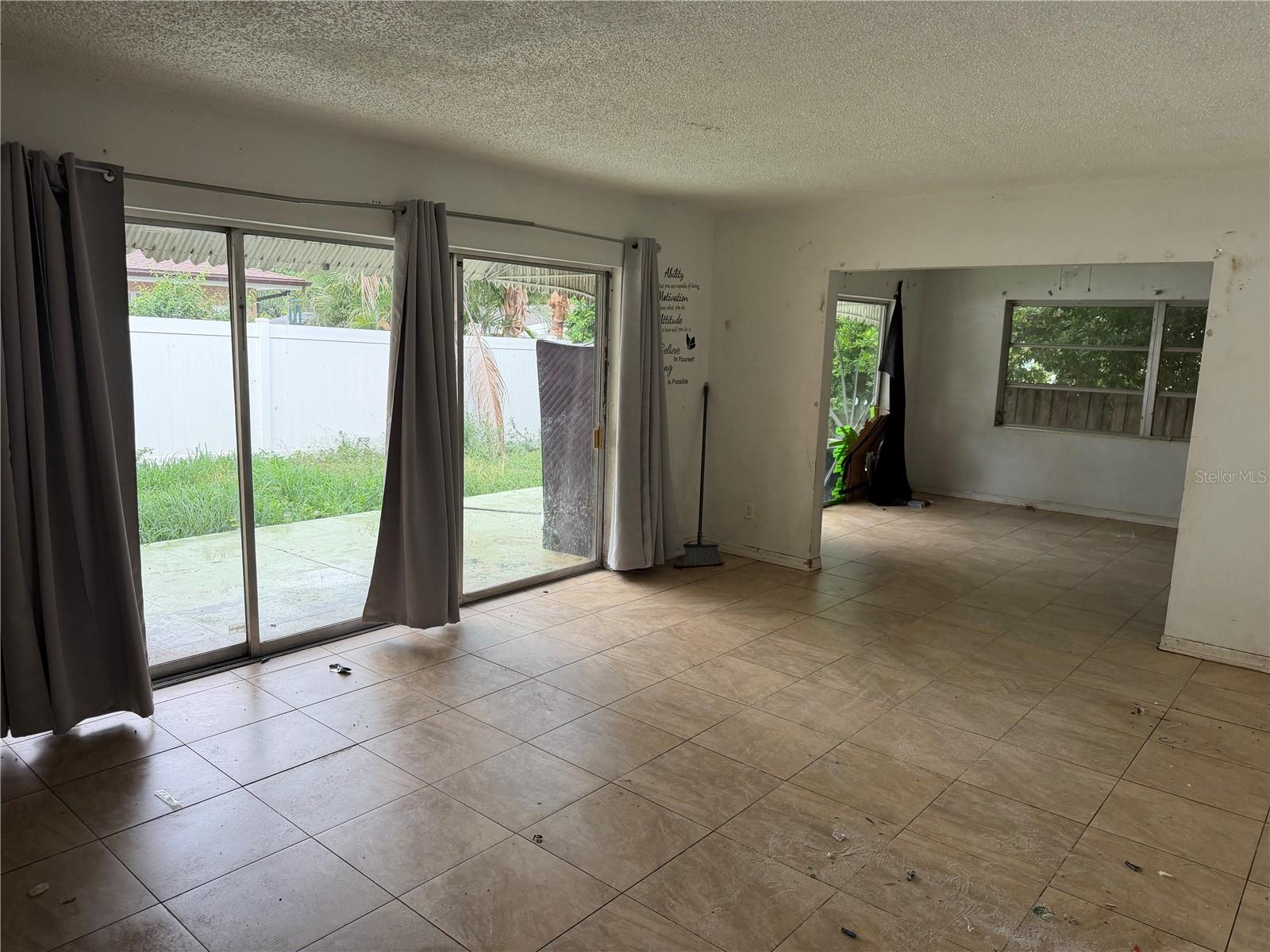 1330 EMILY CT — photo 6
