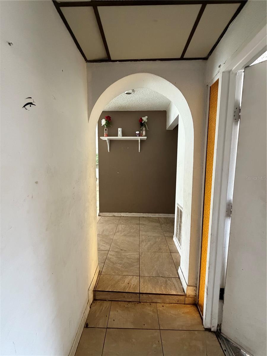 1330 EMILY CT — photo 5
