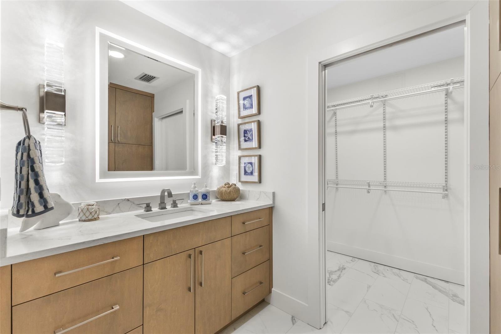 1750 BENJAMIN FRANKLIN DR #1D — photo 29