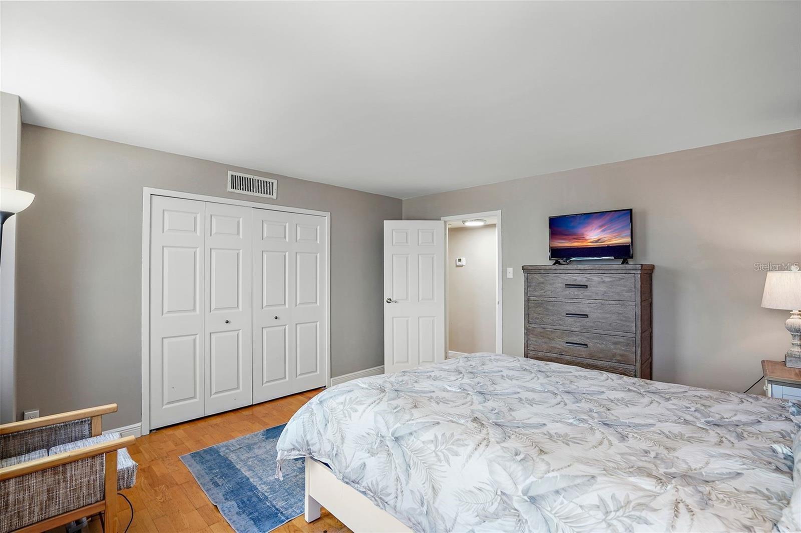 10355 PARADISE BLVD #1010-1011 — photo 20
