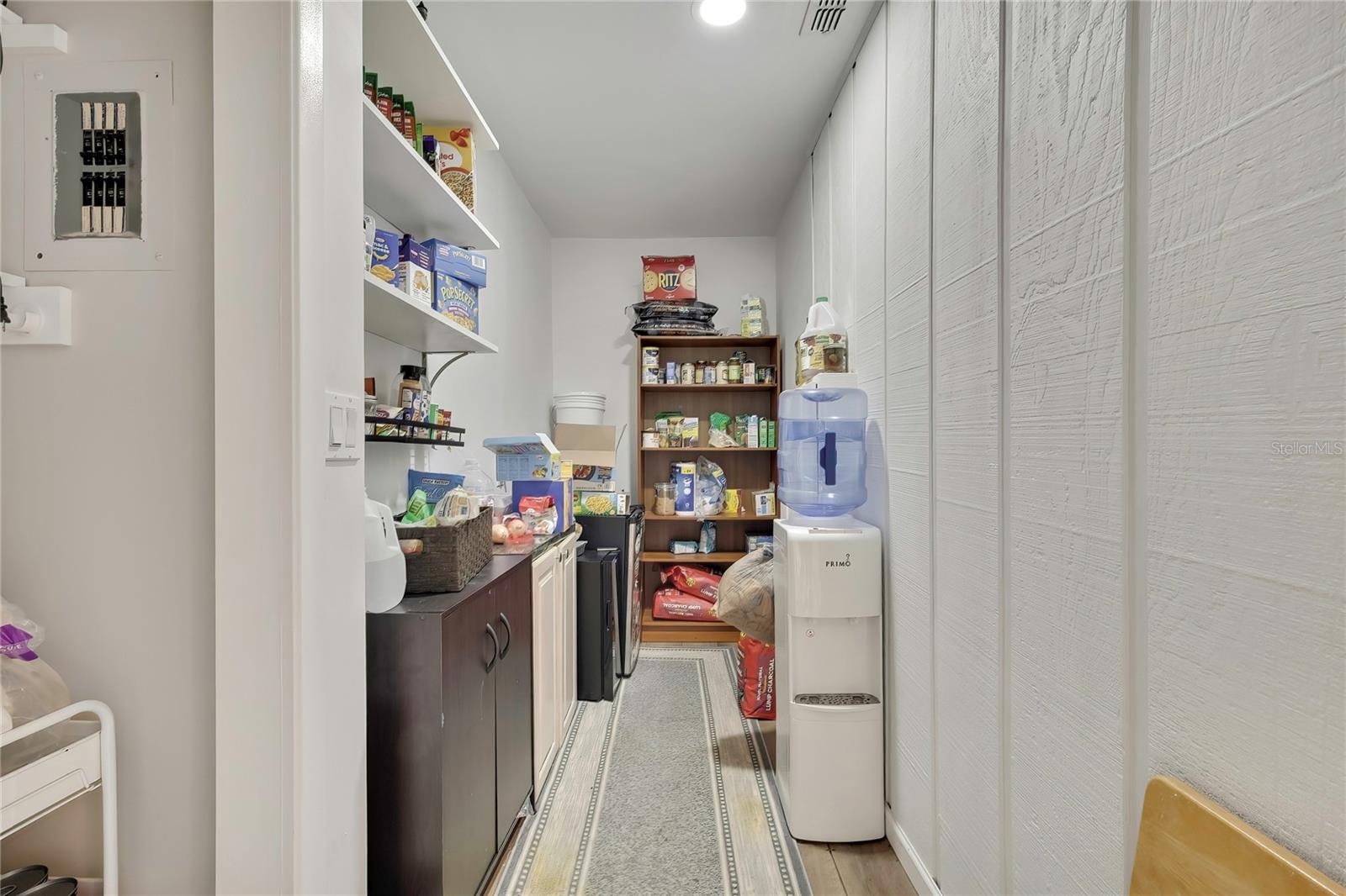 12305 LEANNE DR — photo 50