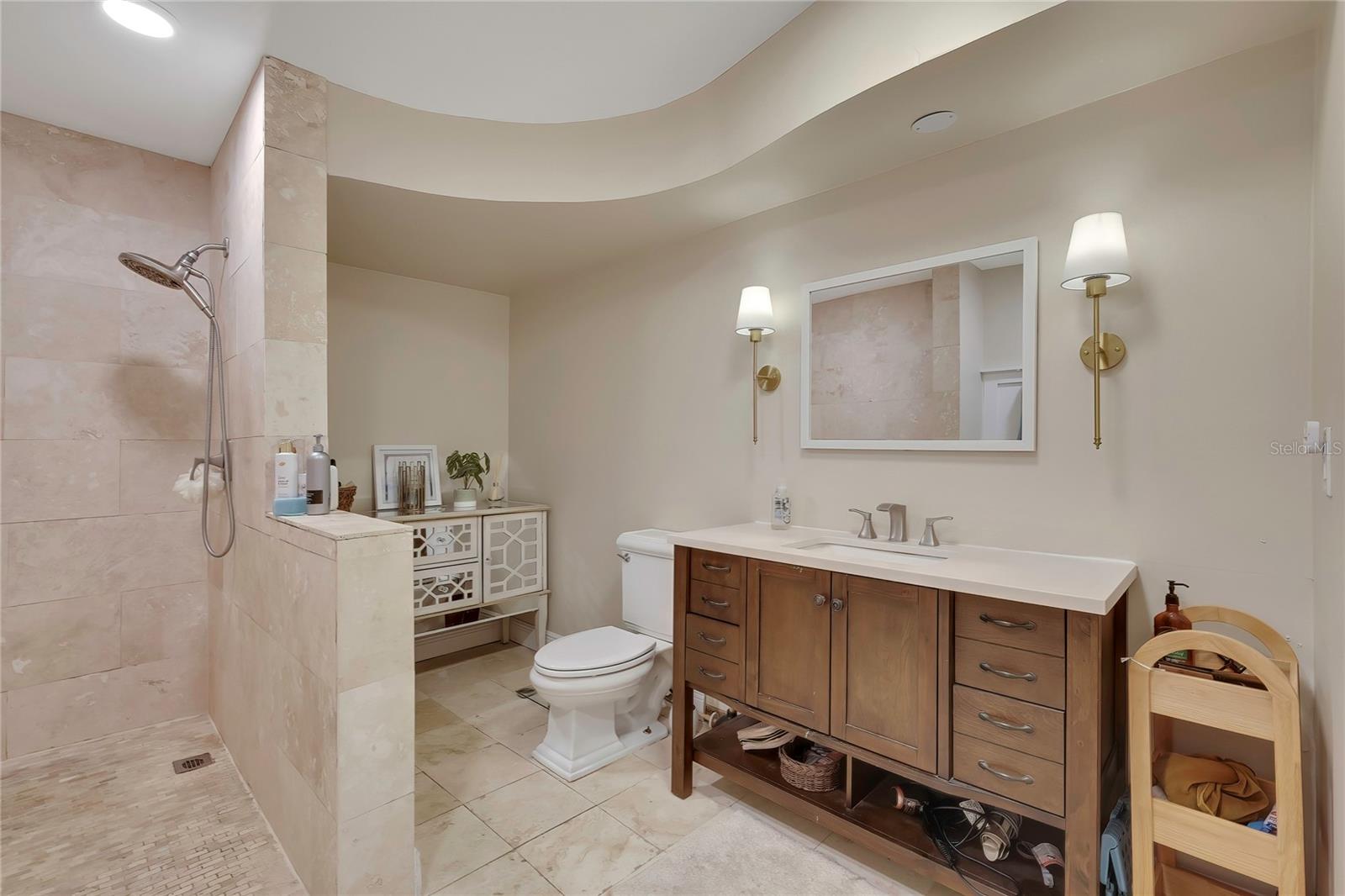 12305 LEANNE DR — photo 33