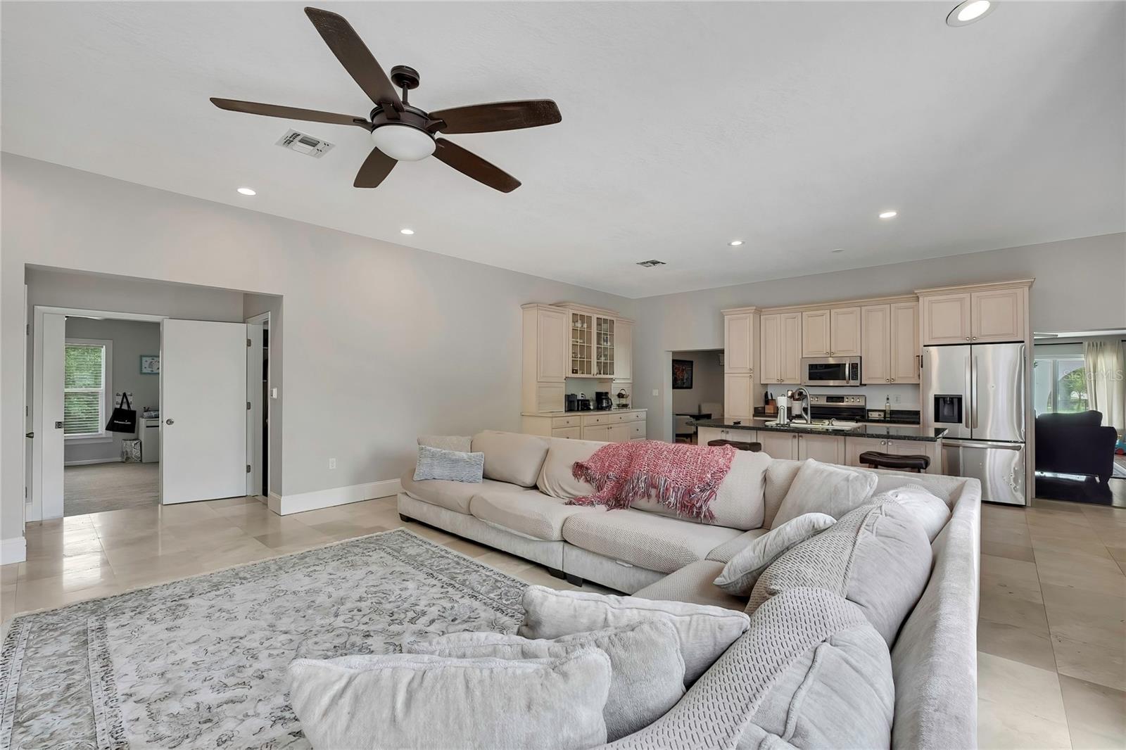 12305 LEANNE DR — photo 24