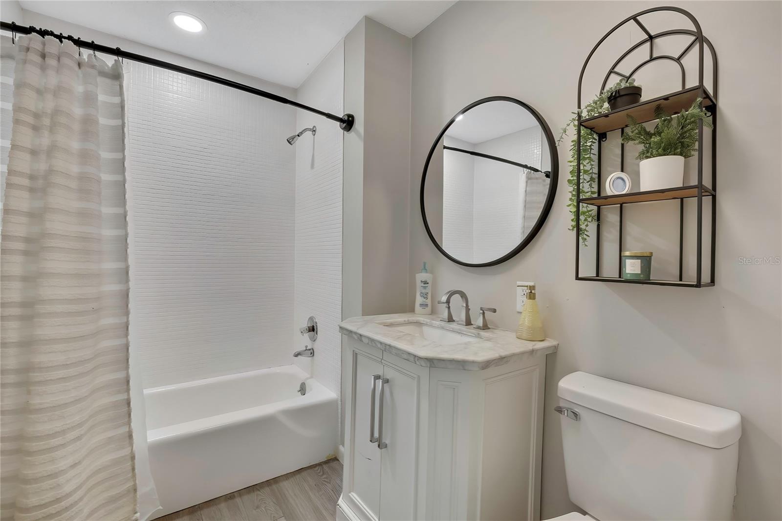 12305 LEANNE DR — photo 41