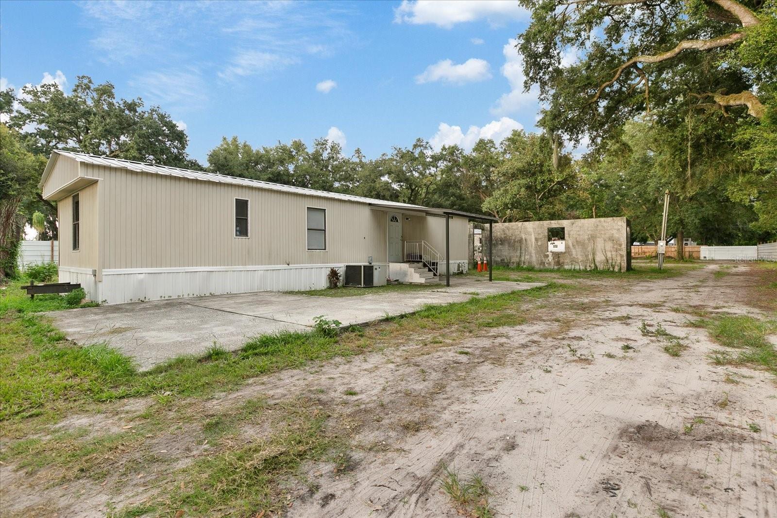 2102 SYDNEY DOVER RD — photo 11