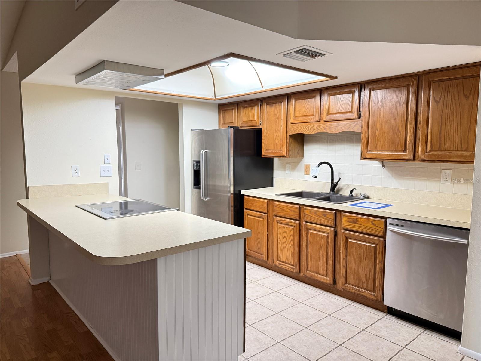 8825 WABASH LN — photo 12