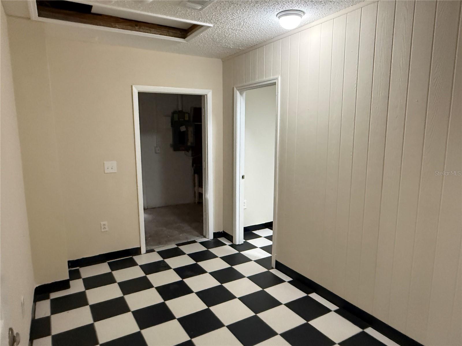 8825 WABASH LN — photo 21