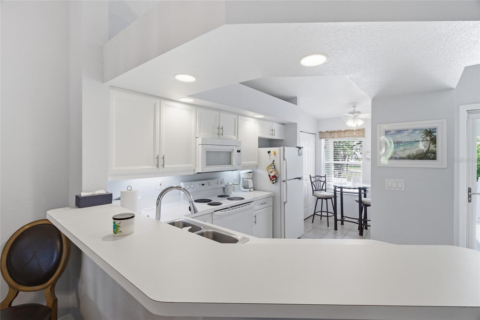5725 GREENWOOD AVE #1201 — photo 9