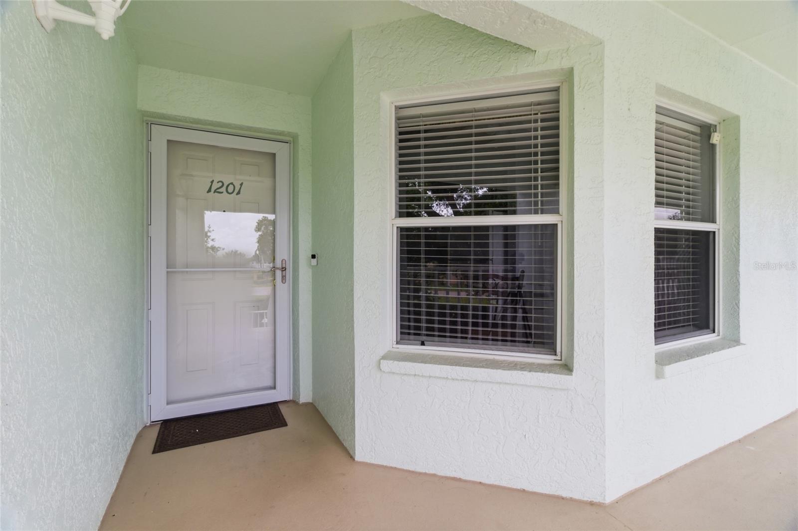 5725 GREENWOOD AVE #1201 — photo 3