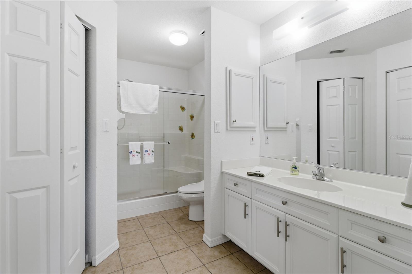 5725 GREENWOOD AVE #1201 — photo 32