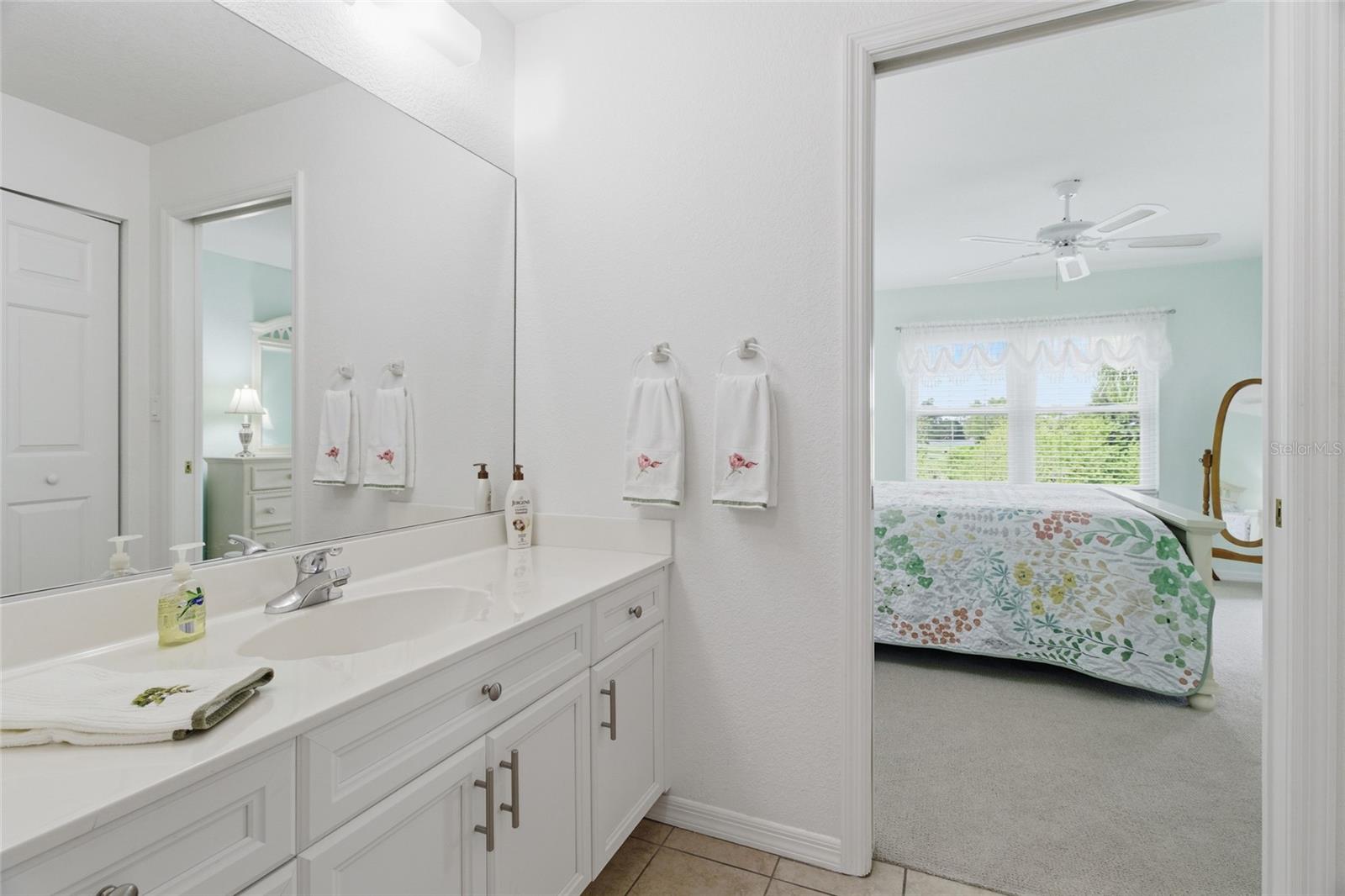 5725 GREENWOOD AVE #1201 — photo 35