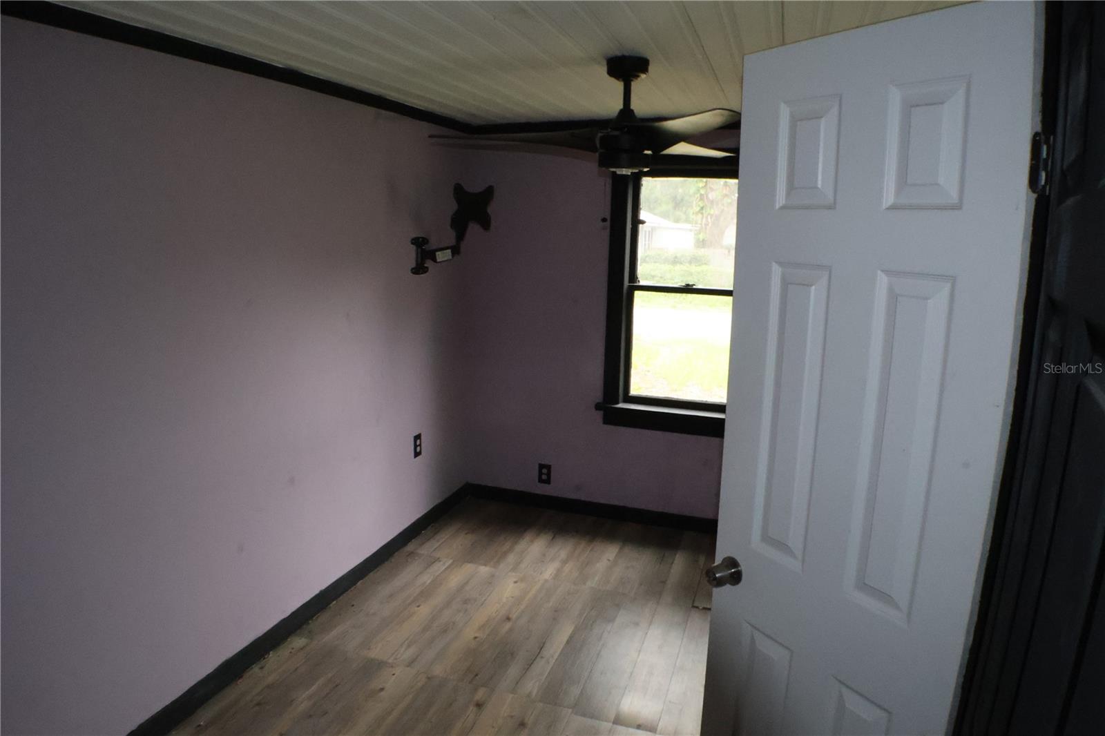 1202 N FERRELL ST — photo 10