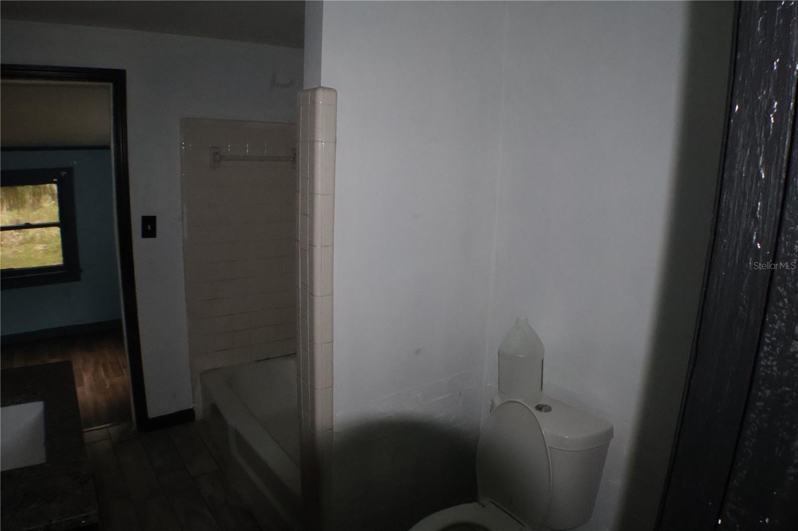 1202 N FERRELL ST — photo 9