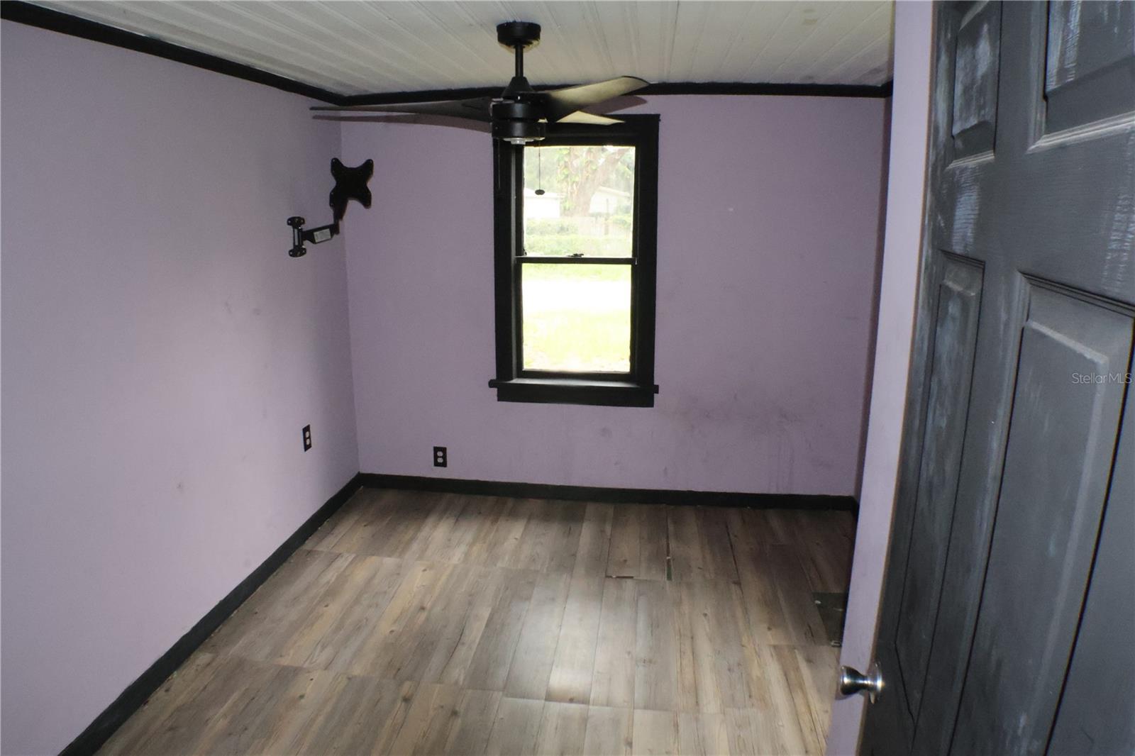 1202 N FERRELL ST — photo 11