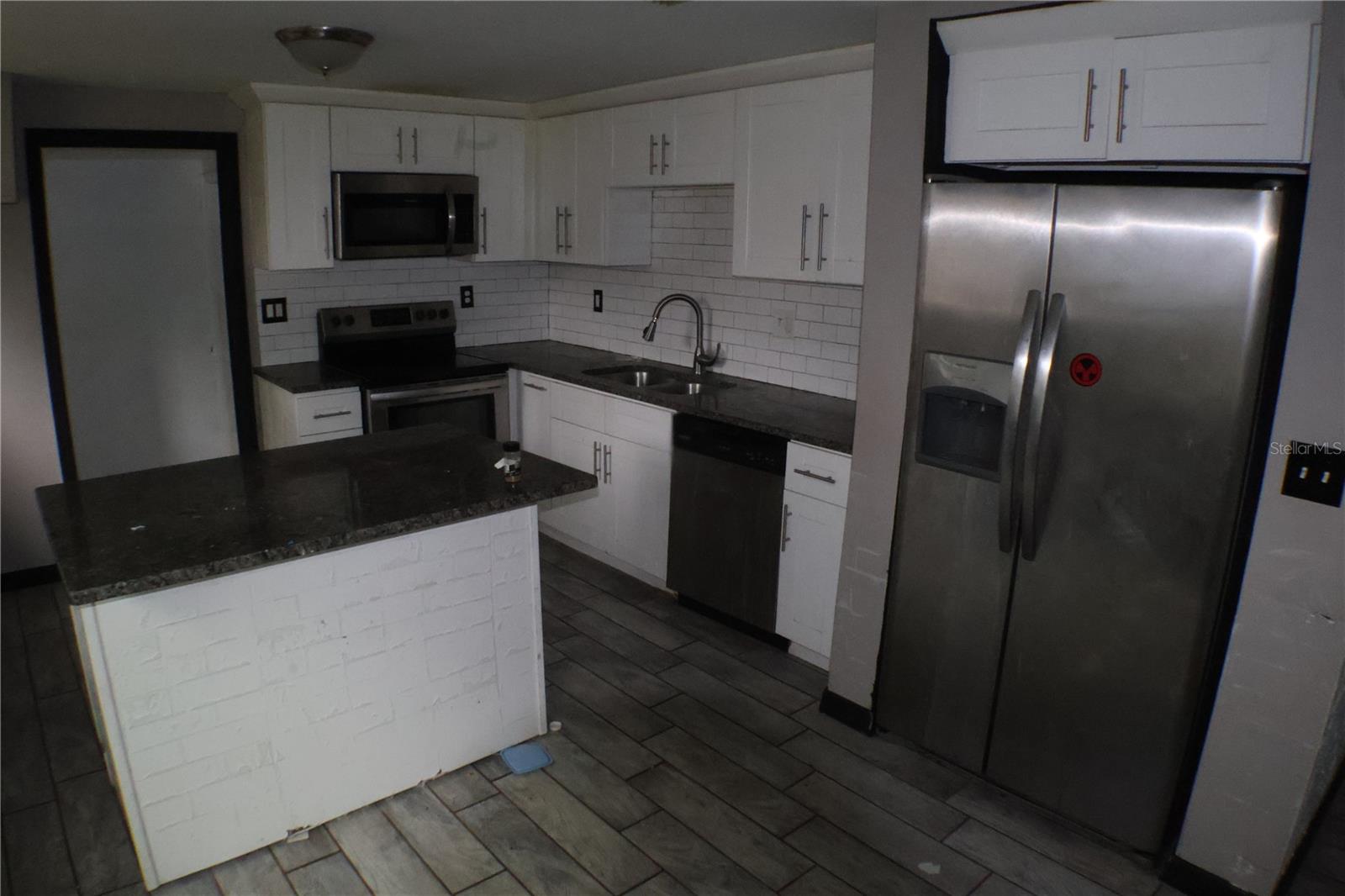 1202 N FERRELL ST — photo 4
